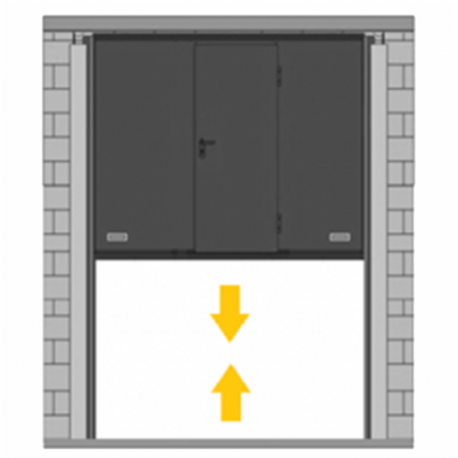 Puerta de guillotina con peatonal incorporada